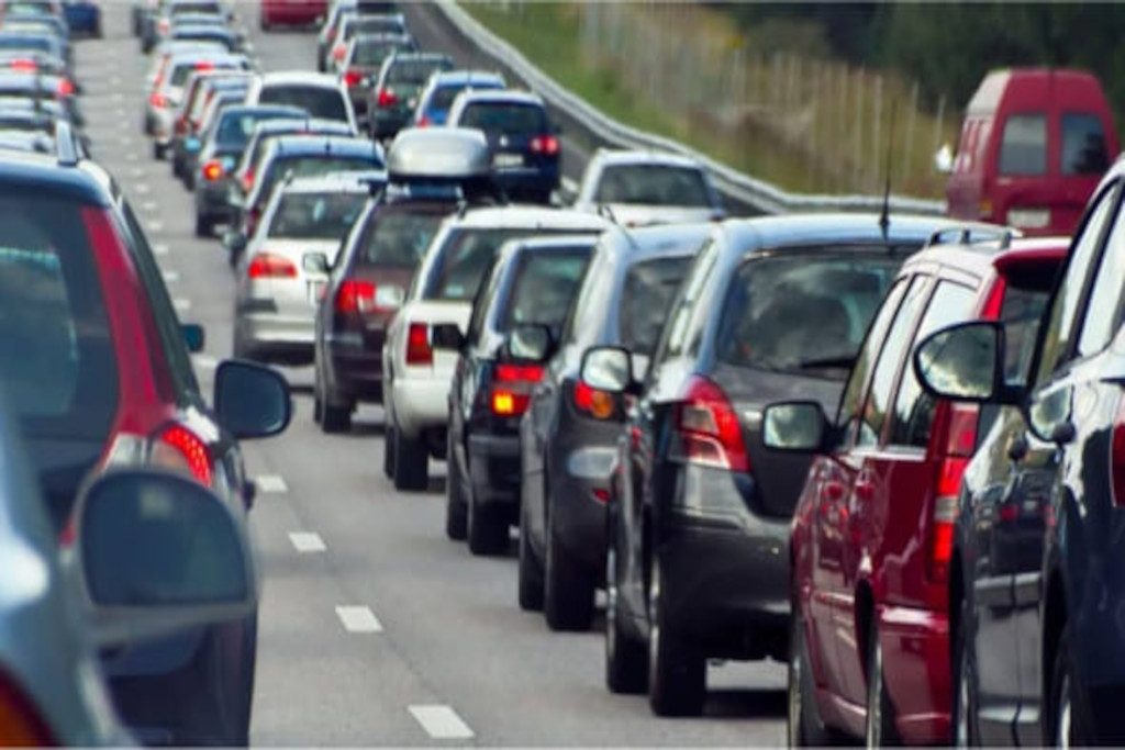 Dispelling myths about lane indiscipline